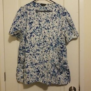 2xl scrub top